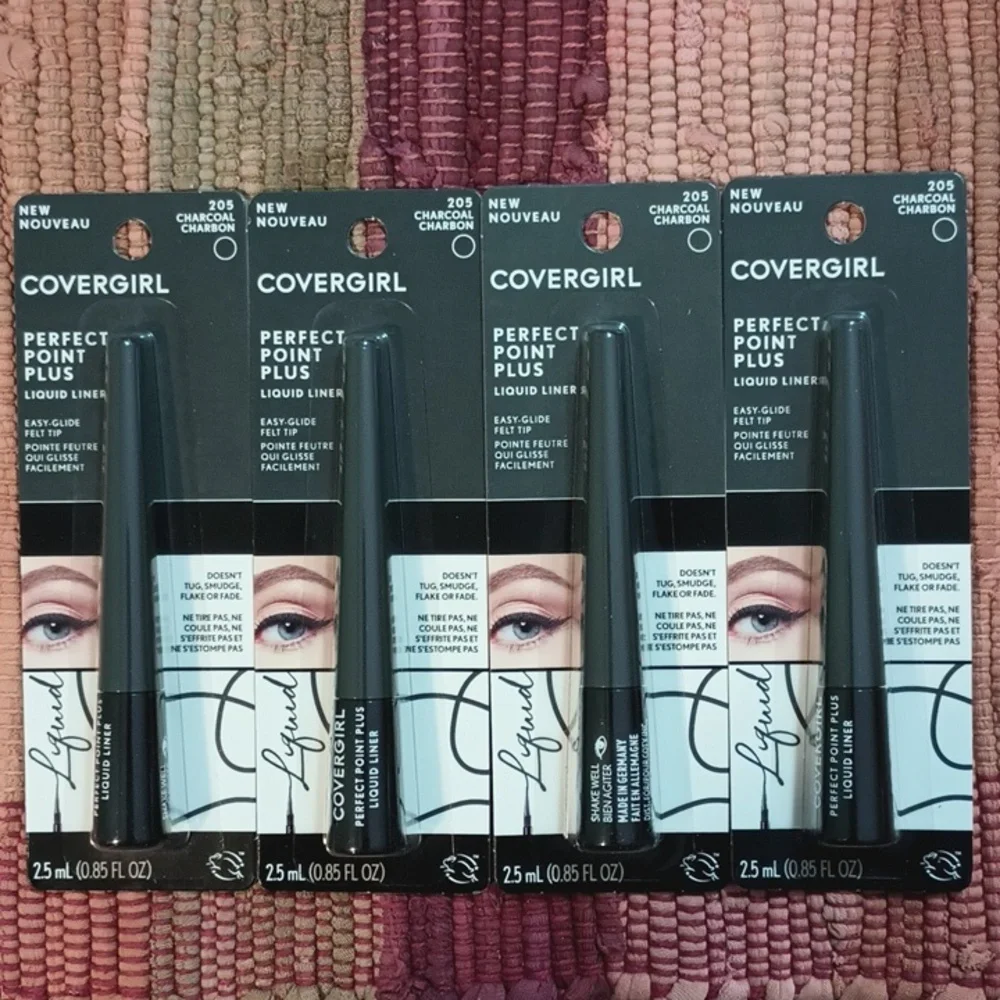 Covergirl Perfect Point Plus Liquid Eyeliner Charcoal 2 Boxes (4 total) NIB